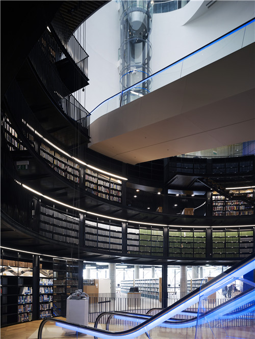 伯明翰圖書館與英國REP劇院合二為一