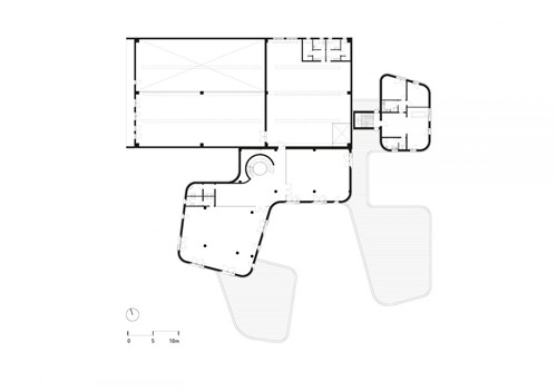 意大利校園節能樓