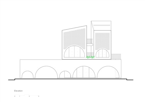 幸福的四口之家