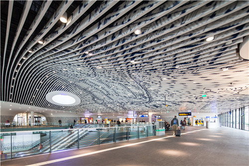 代爾夫特市政大廳和火車站