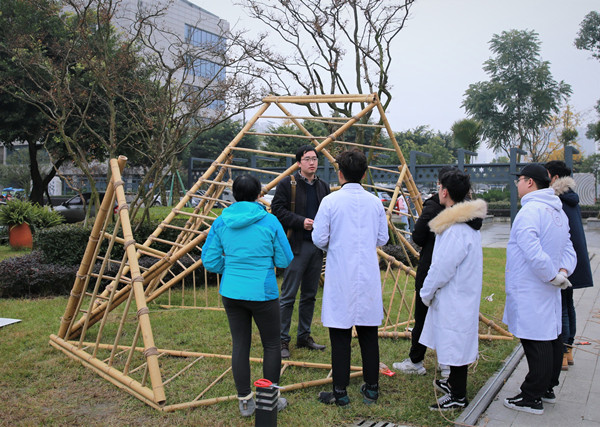 園冶杯杰出教師獎獲得者潘翔：以賽促教，以賽促學