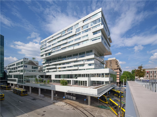 前荷蘭皇家基礎建設部首席顧問Ton Venhoeven發表精彩演講