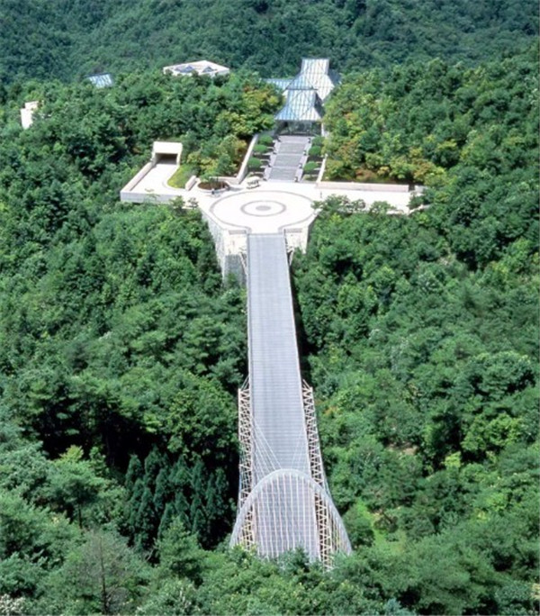 李岳巖: 道法自然——東方的設計智慧