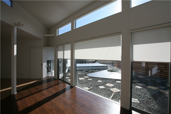 章俊華作品丨有節制的豐盛——千里園