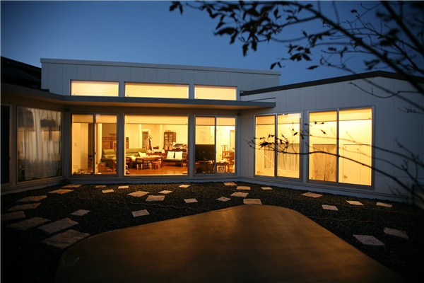 章俊華作品丨有節制的豐盛——千里園