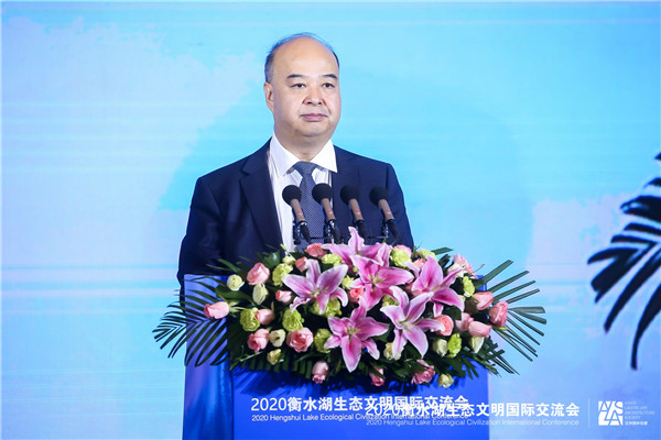 河北省住房和城鄉建設廳副廳長李賢明致辭