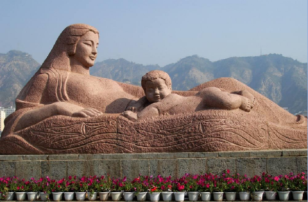 韓禹鋒:探索與建樹——中俄(蘇)景觀雕塑對比研究