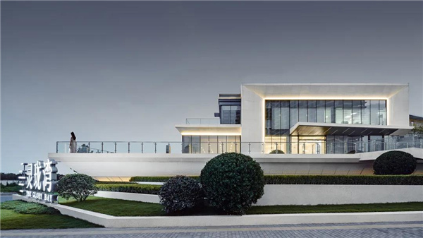 魏瑪設(shè)計(jì)獲旭輝集團(tuán)及山東旭銀兩項(xiàng)殊榮