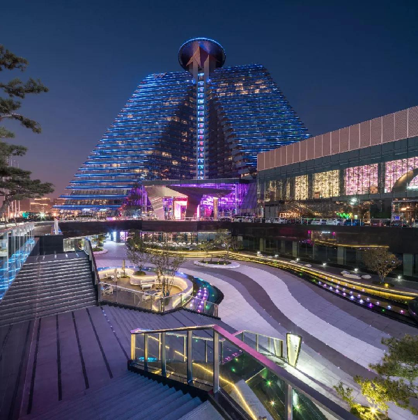 DELD當代景觀丨萬眾國際廣場W hotel