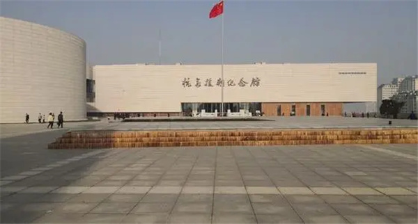 品鑒紅色景觀，追尋紅色記憶