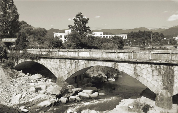 思樸設(shè)計(jì)丨黃山浦溪河青藍(lán)橋藝術(shù)營造