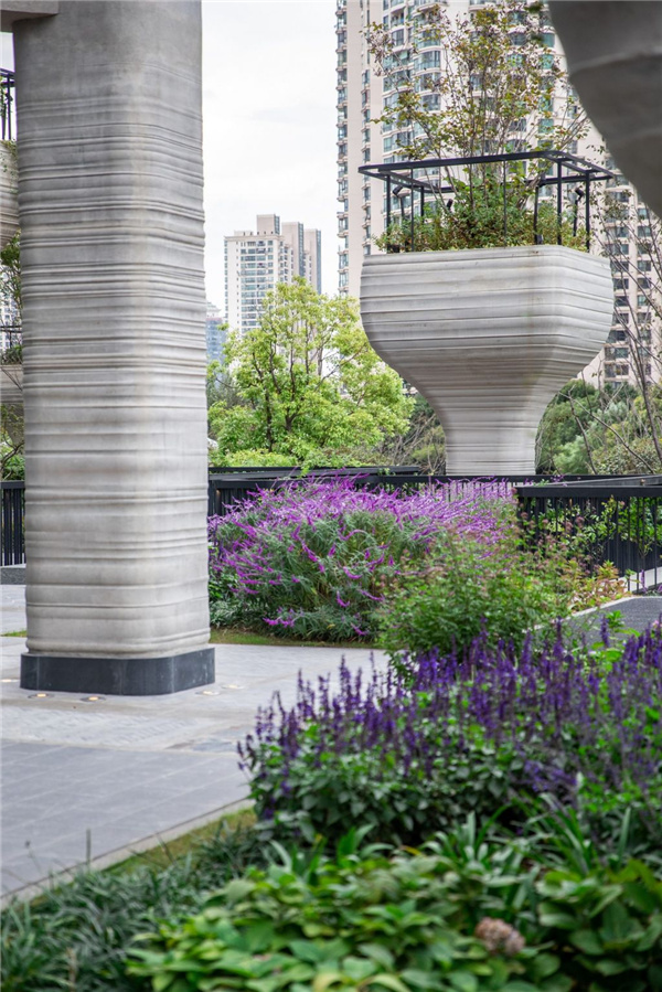 天安千樹濱河花園及一二樓平臺花園