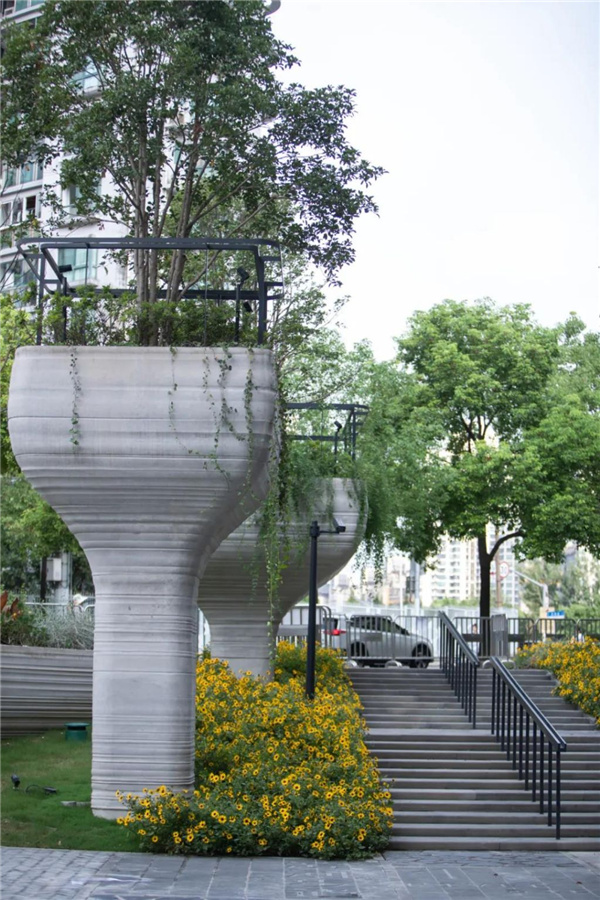 天安千樹濱河花園及一二樓平臺花園