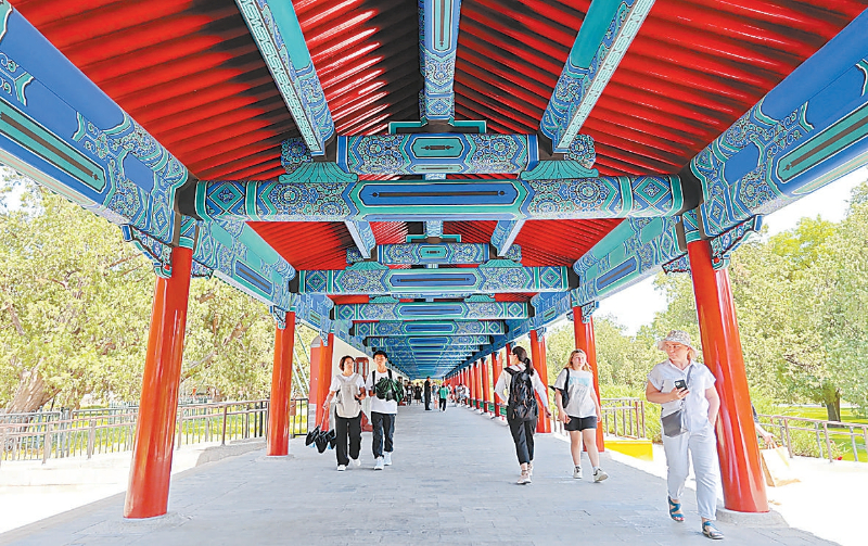 天壇公園長廊完成修繕恢復開放 再現“七十二連房”官式彩畫
