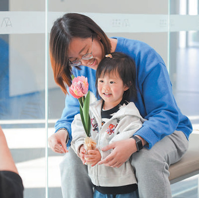 四川成都天府藝術(shù)公園：公園有了“文藝范兒”