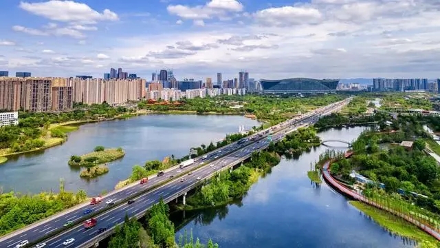 建“公園城市”,要新要美要科學(xué)