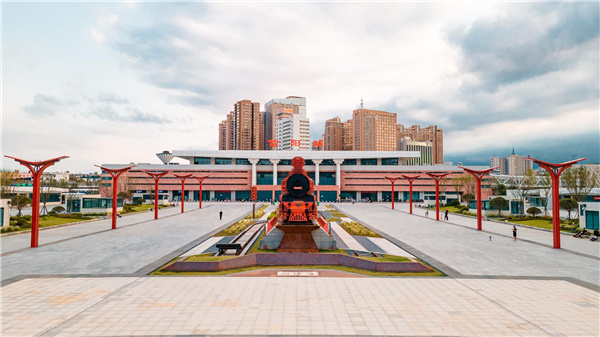 園冶杯獲獎作品丨信陽火車站廣場景觀設(shè)計