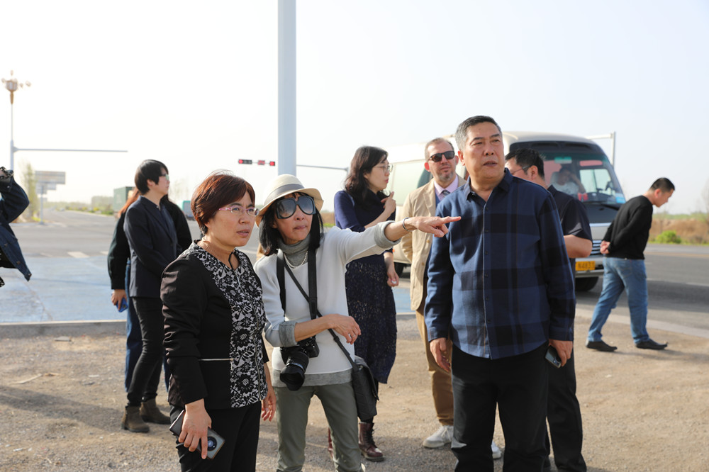 國際城市與區(qū)域規(guī)劃師學(xué)會主席埃利塞伊一行到定州考察調(diào)研