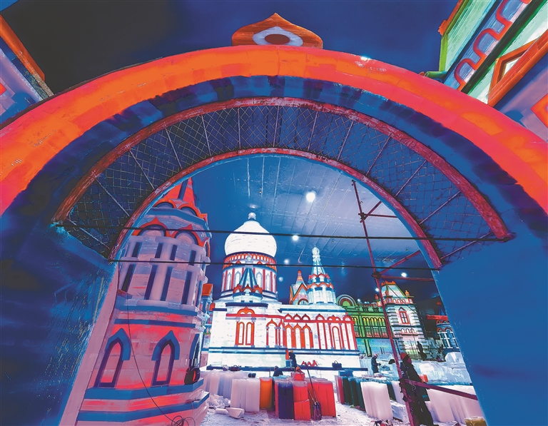 哈爾濱“縮小版冰雪大世界”6月下旬迎客