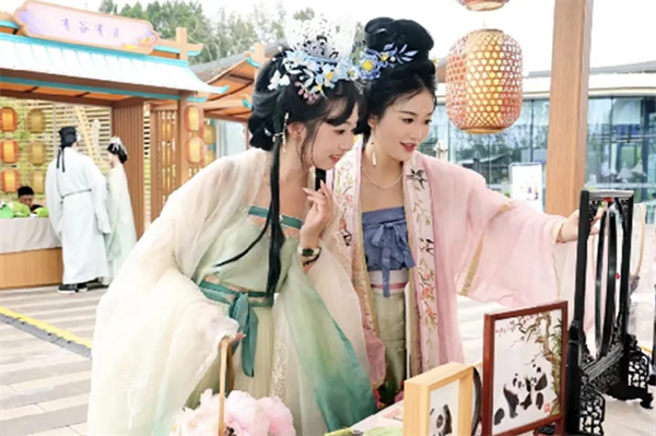 成都世園會邀八方來客中秋共赴“花”約！