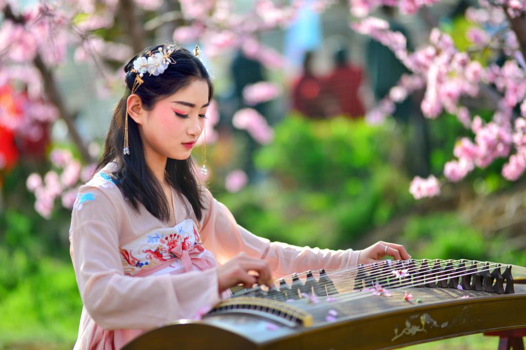 “花樣”文旅激活“春日經濟”