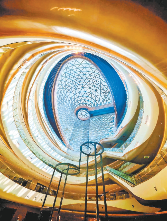 北京：環球影城旁“不夜城”竣工