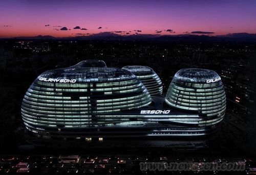 SOHO中國與扎哈?哈迪德合作項目銀河SOHO亮相