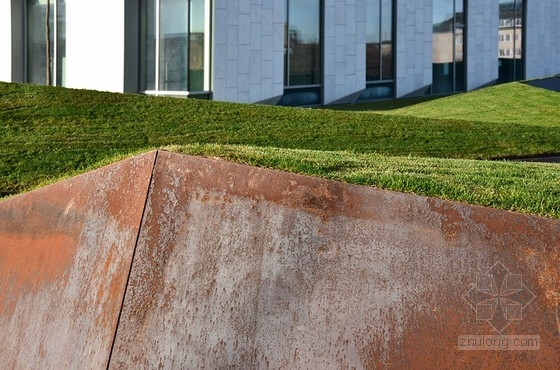 HJLA設計的丹麥畢馬威會計事務所總部的屋頂花園及入口區域