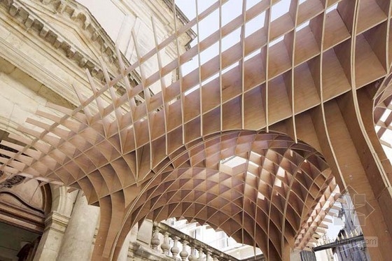 Robin Juzon設計的華夫餅型木亭