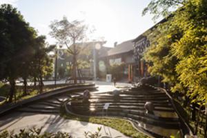 泰國清萊山地購物廣場