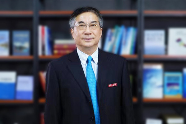 王焰新：湖泊富營養(yǎng)化成因與防治的環(huán)境地質(zhì)研究