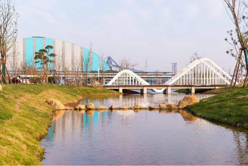 鋼廠，也可以變成美麗的旅游景區