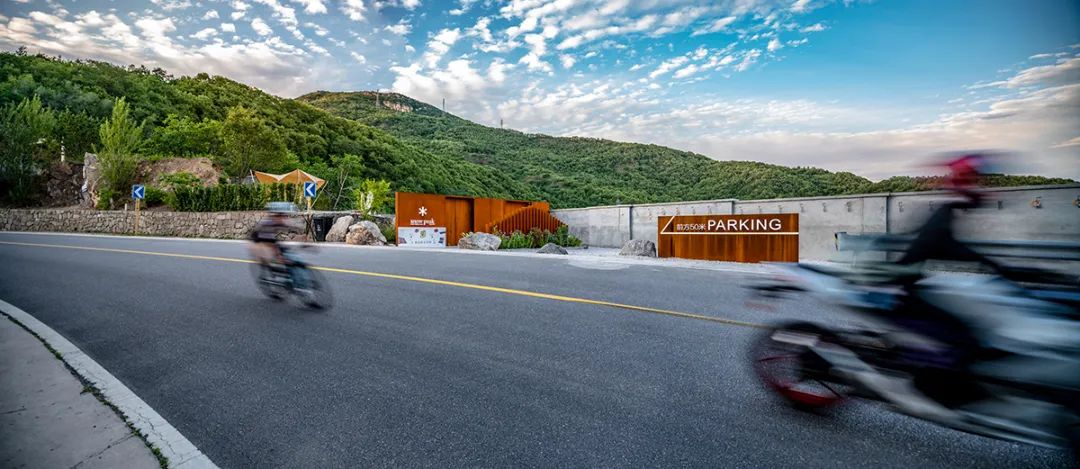 經(jīng)典騎行路線上無邊風月里的咖啡廳