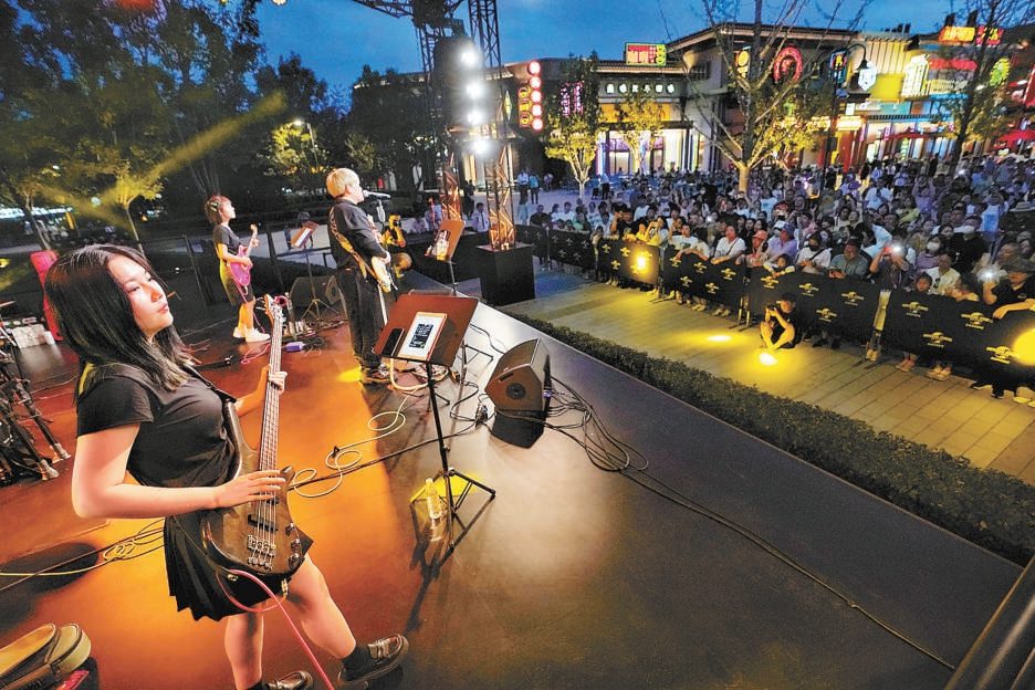 北京環球度假區新玩法:不進樂園只逛街