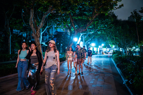 上海:百年復(fù)興公園探索“公園+”,日與夜活力滿滿