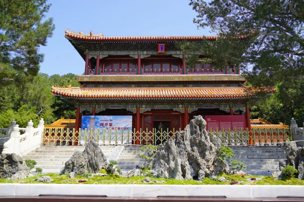 皇家園林遇上江南園林 海派與蘇派盆景齊聚京城